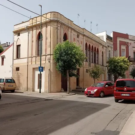 Alojamento de Acomodação e Pequeno-almoço Palazzo Baffa *