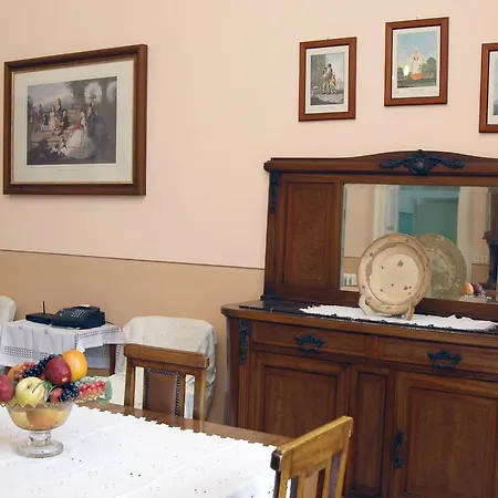 Alojamento de Acomodação e Pequeno-almoço Palazzo Baffa Galatina