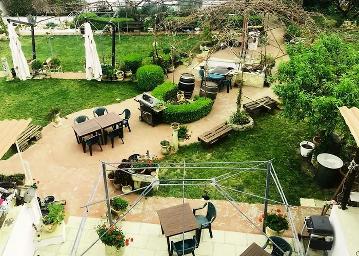 Bed & Breakfast Palazzo Baffa 3*